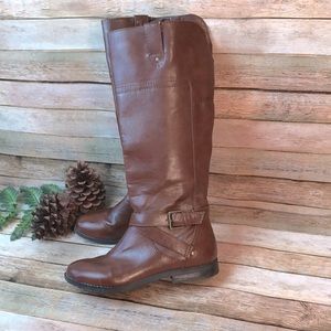 Liz Claiborne Boots Size 7.5